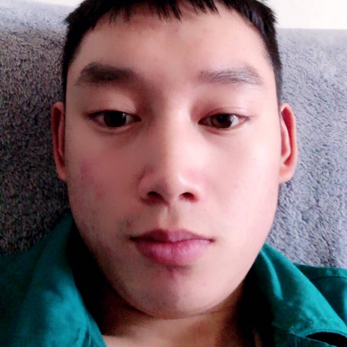 快乐与草莓的照片