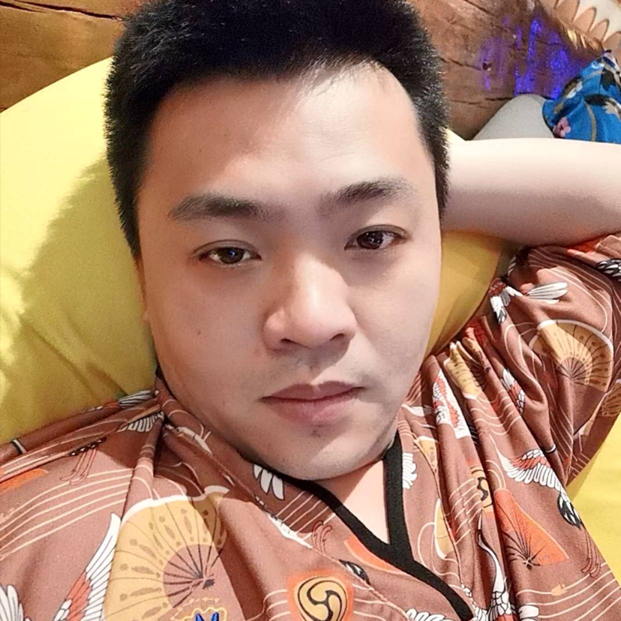 虚拟等于发卡的照片