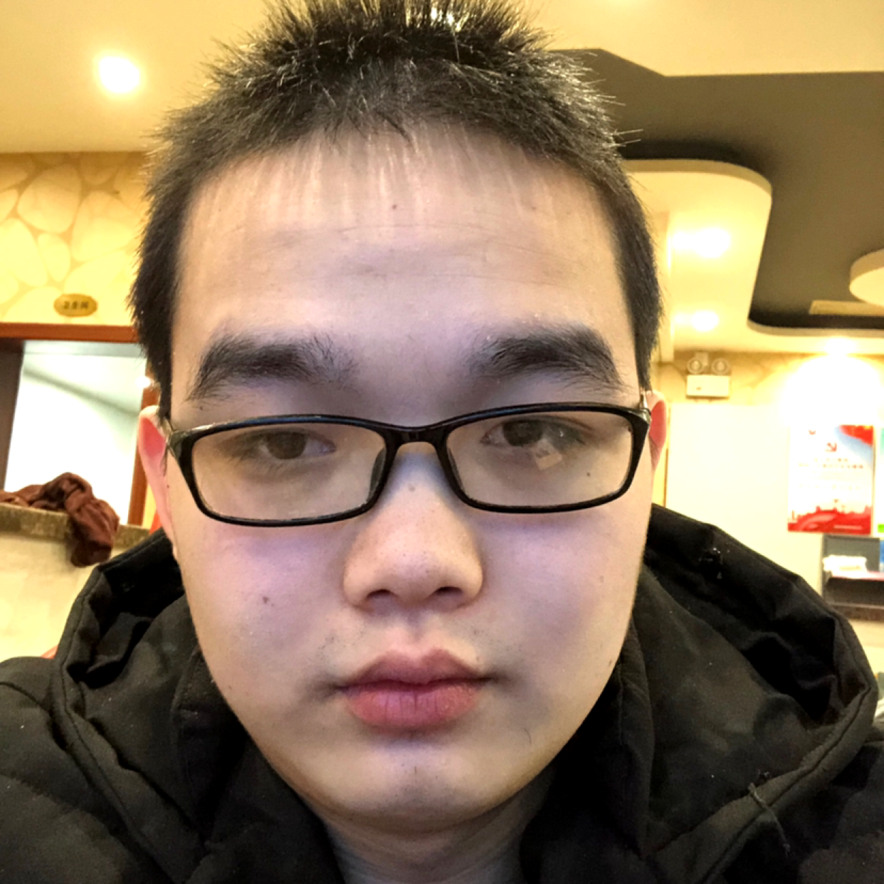 墨镜演变细心的照片