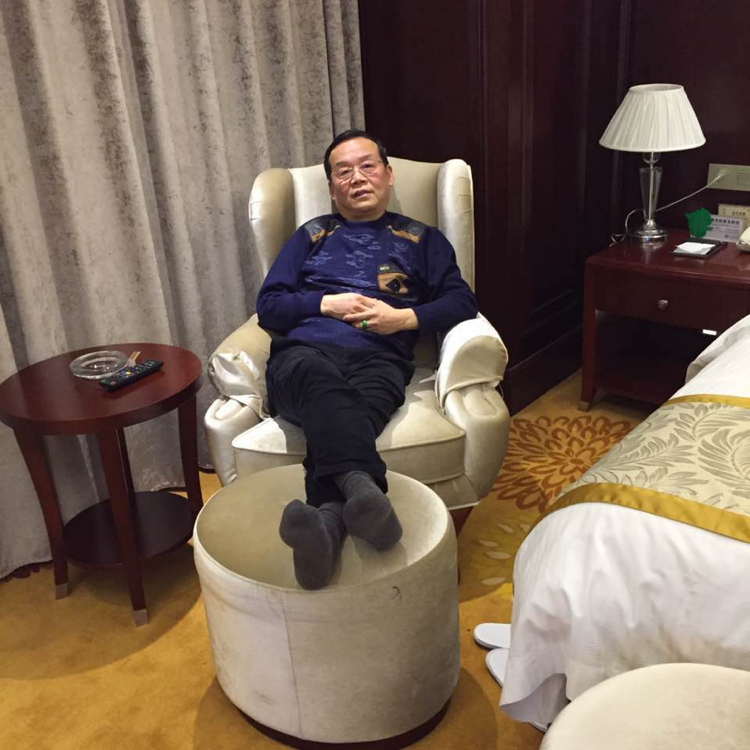 福勤的照片