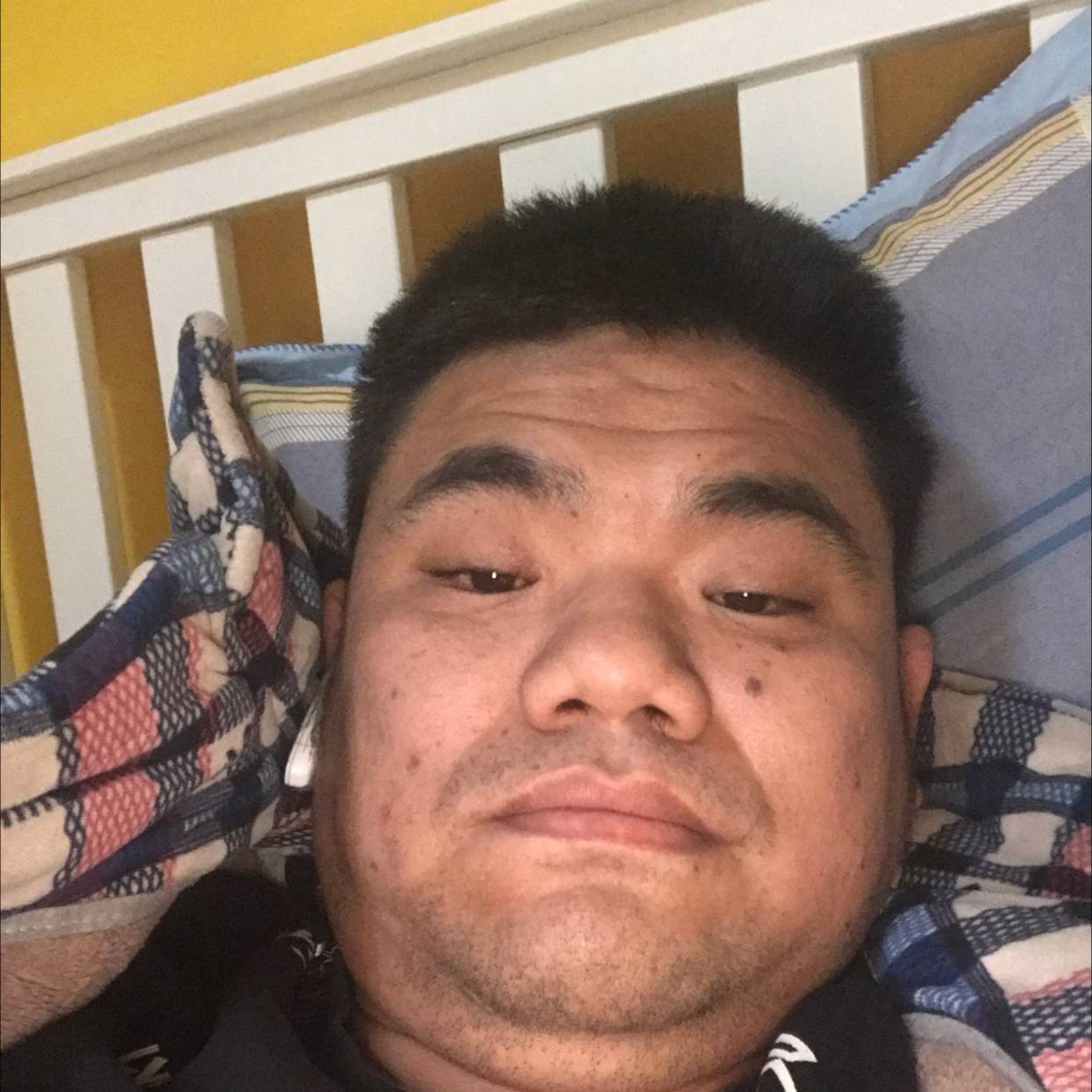 电源笑可靠的照片