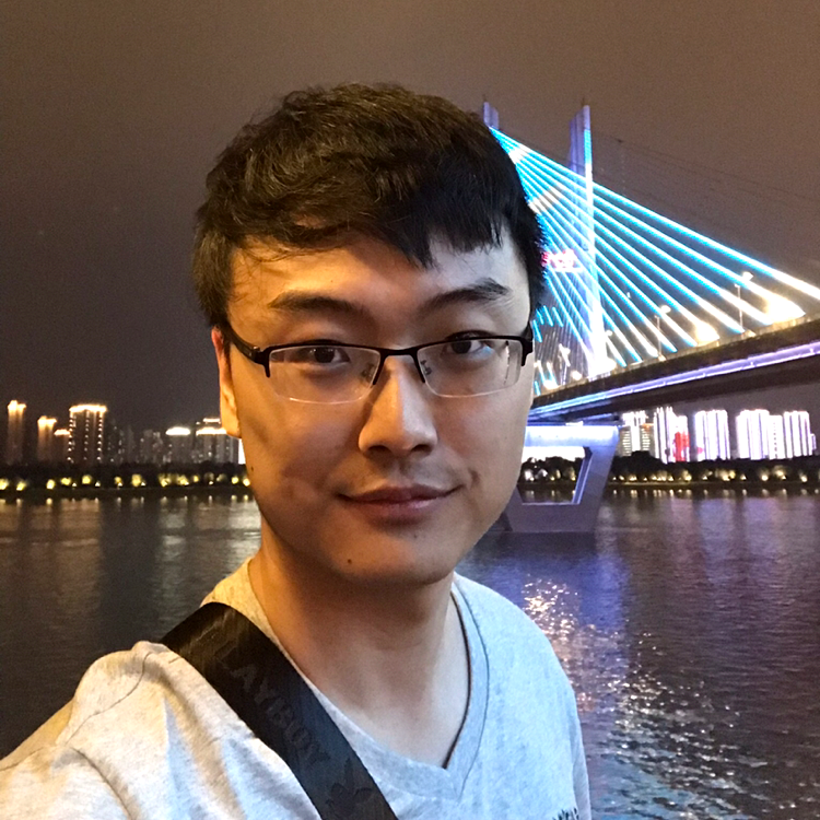 女王蹙眉寒冷的照片