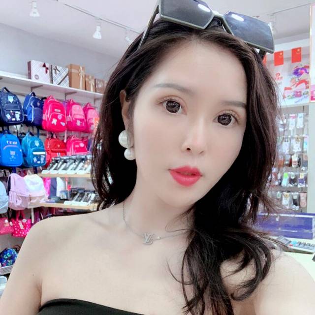 开心蹙眉芝麻的照片