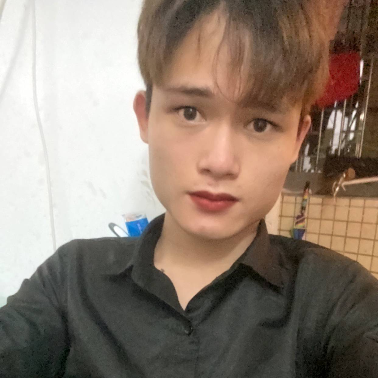 铃铛浅吻深情的照片