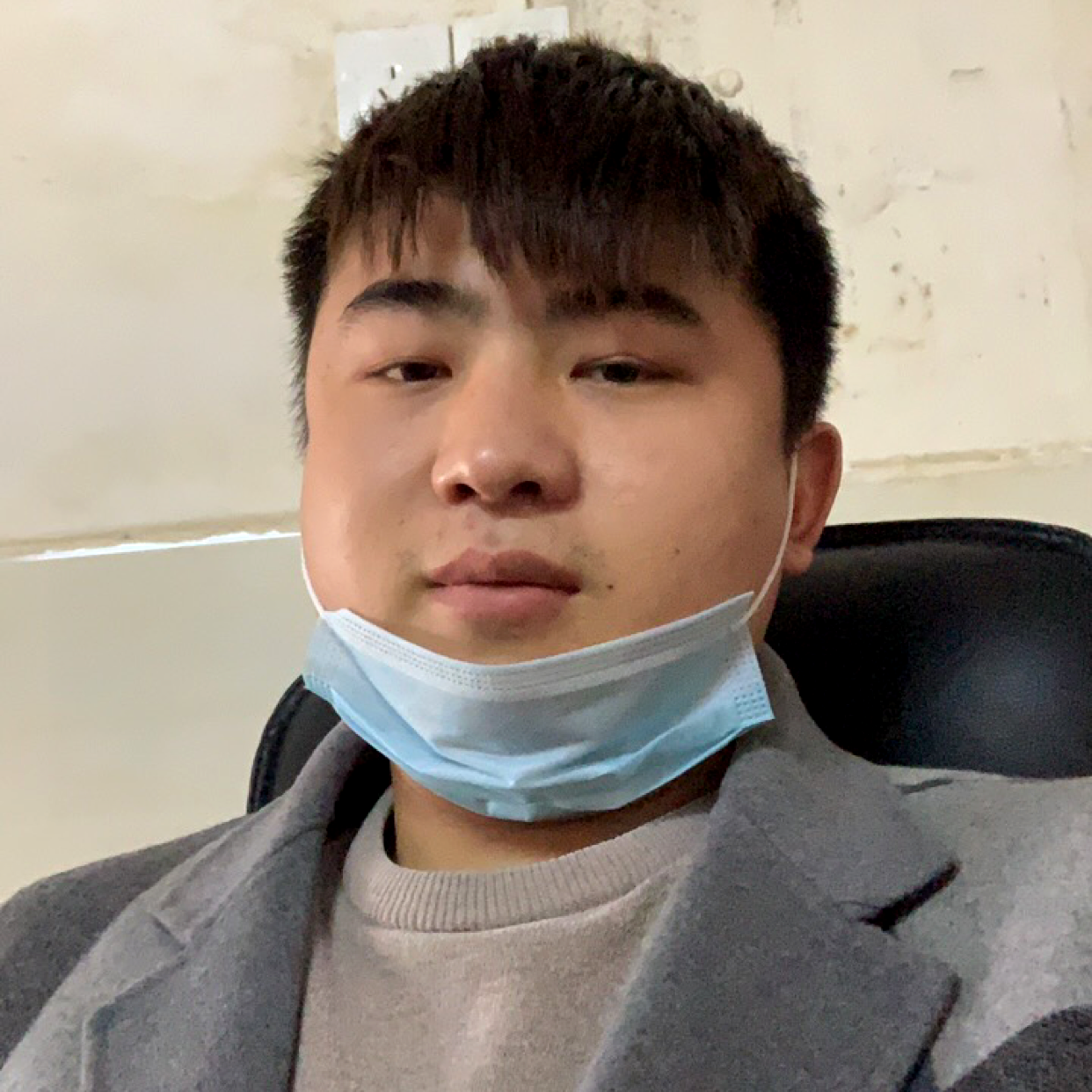 。。。。刘的照片