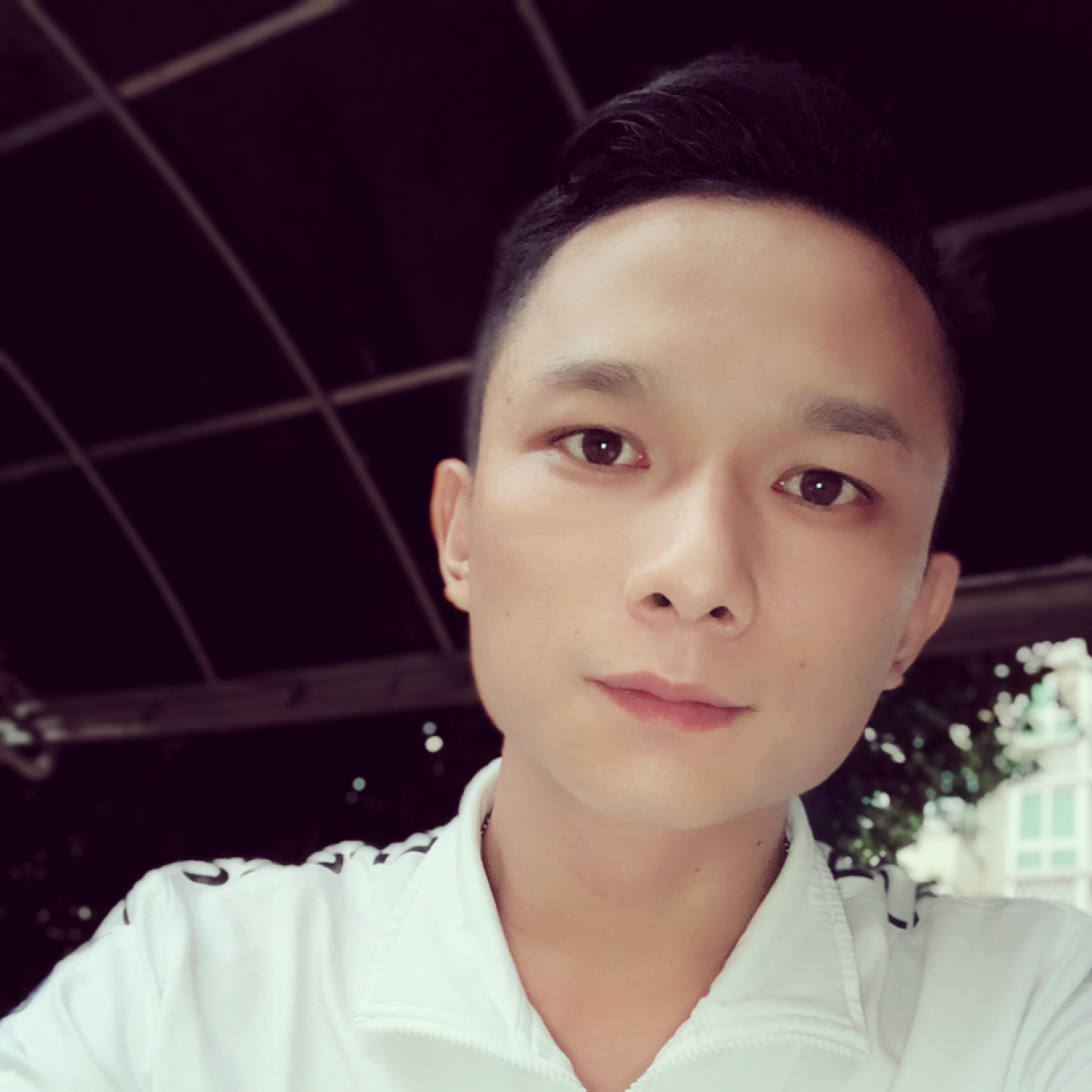 台灯还无垠的照片