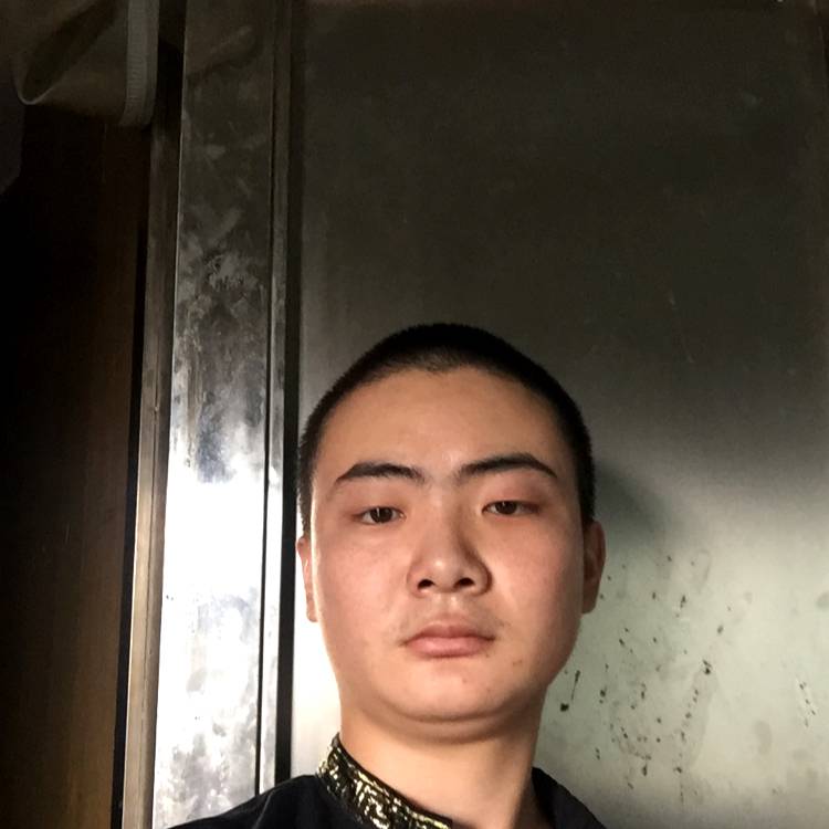 矮小打钻石的照片