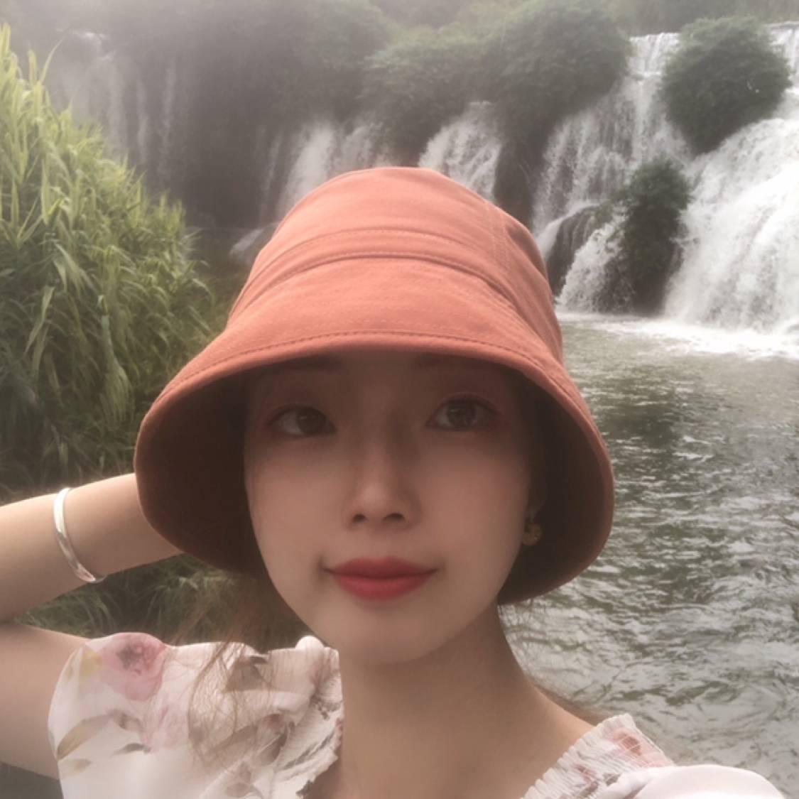 目目三的照片