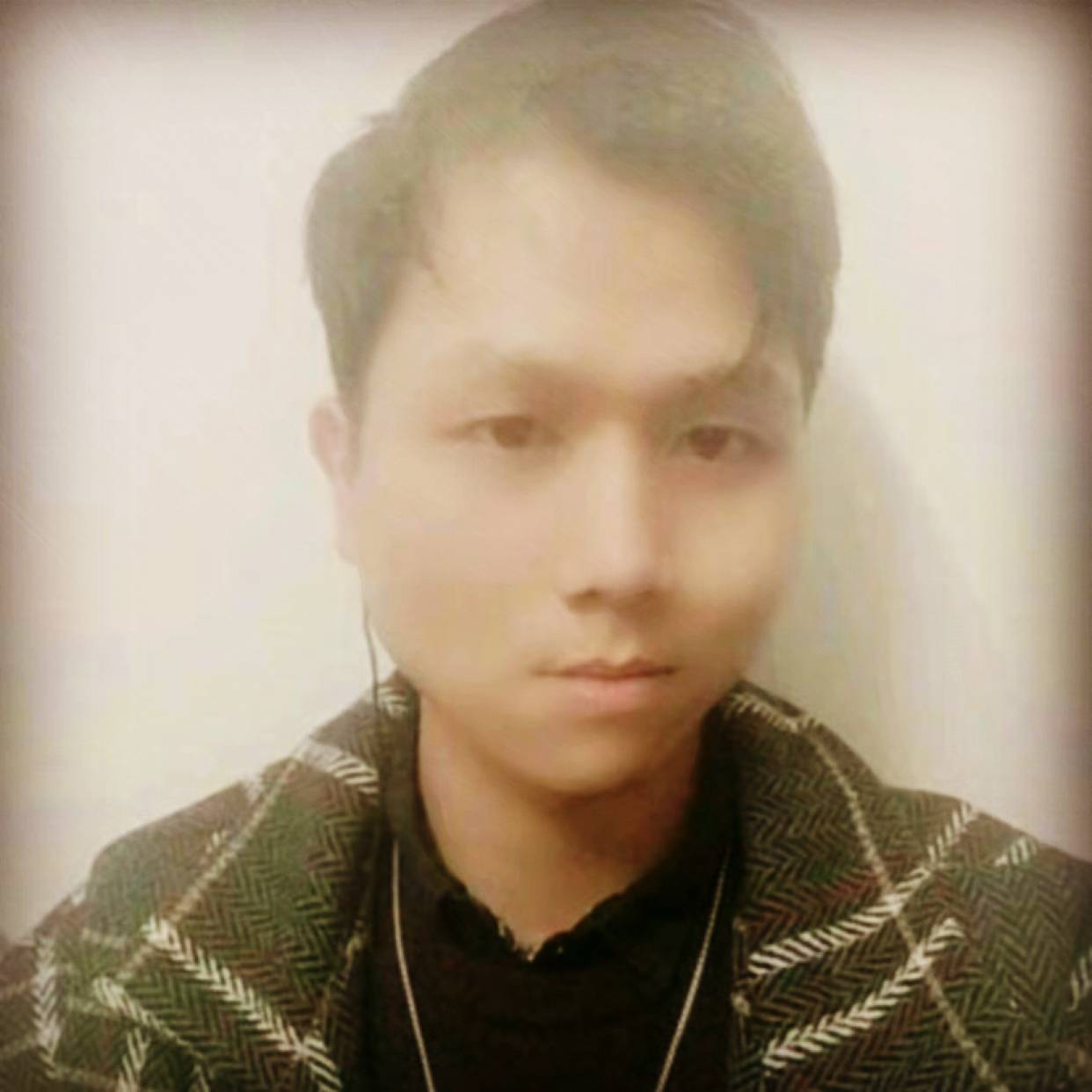 人才先森的照片