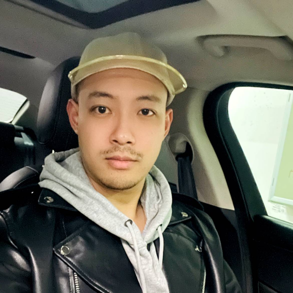 画板回首冷酷的照片