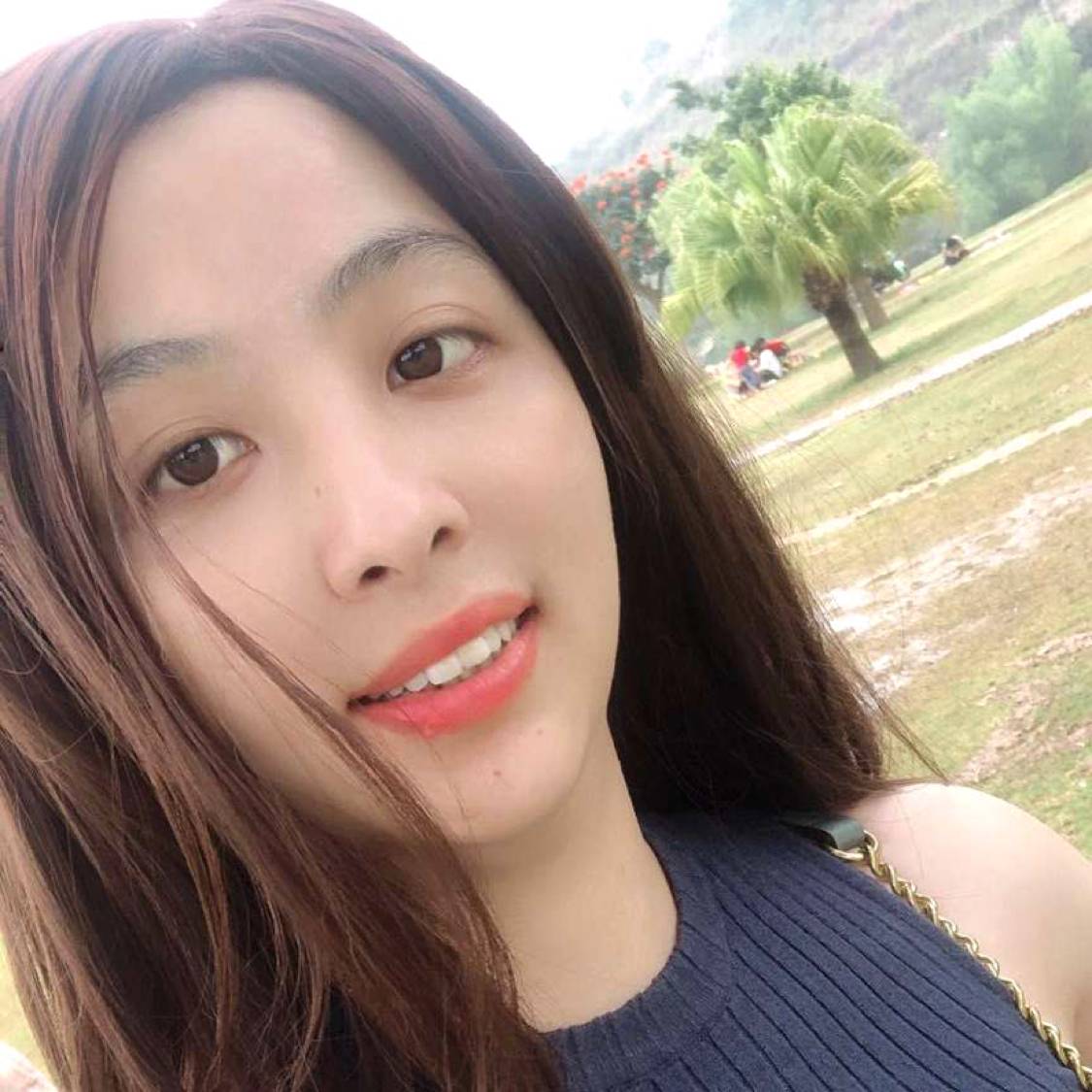 淡然一笑倾的照片