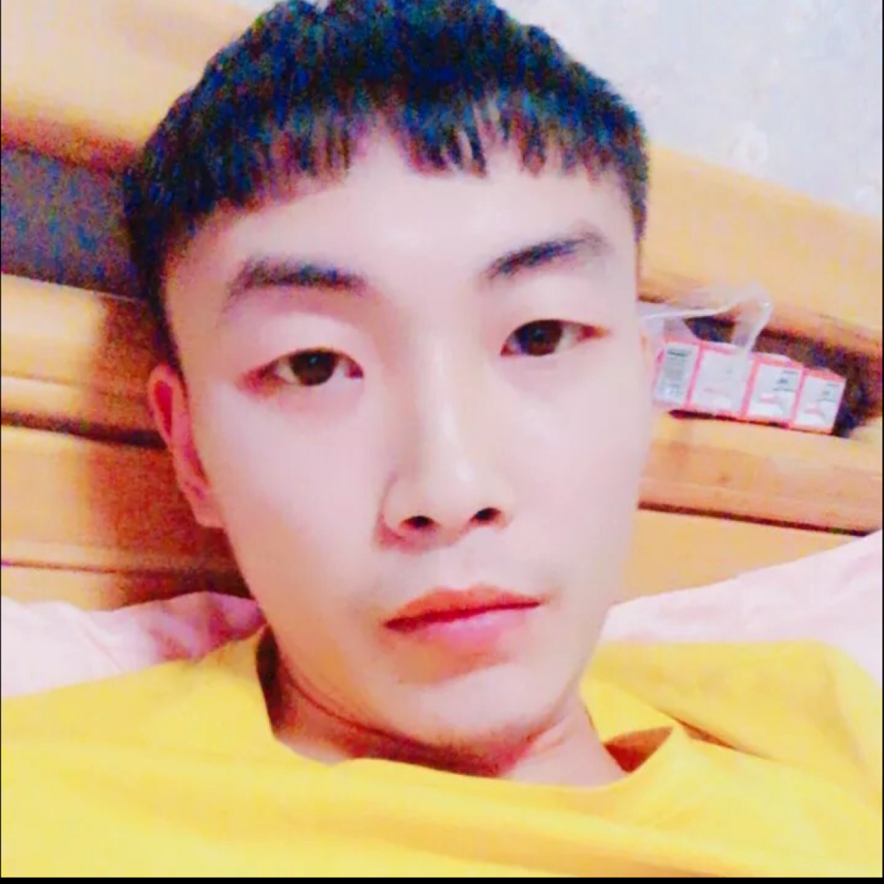 蛋挞愿错落的照片