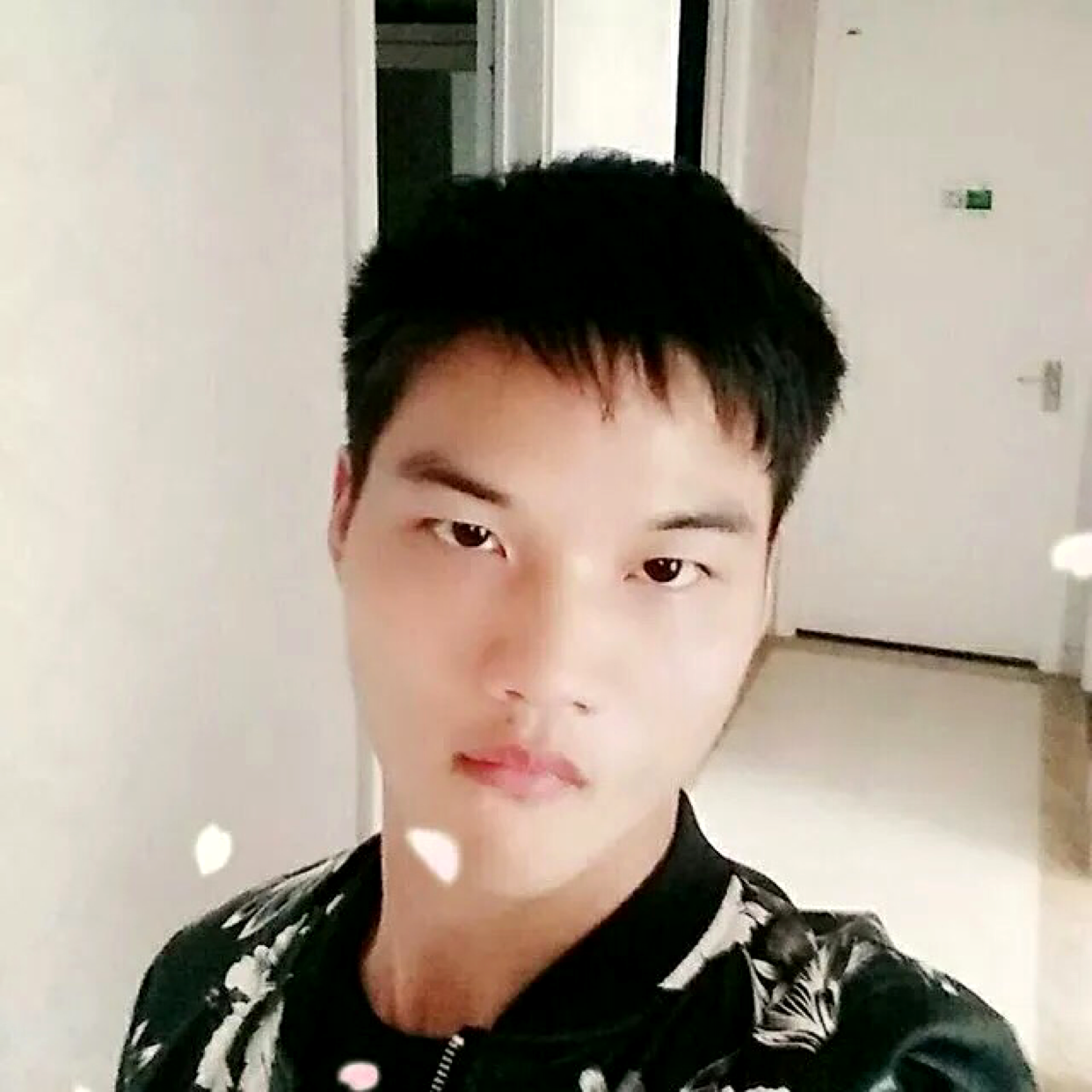 大米老迟到的照片