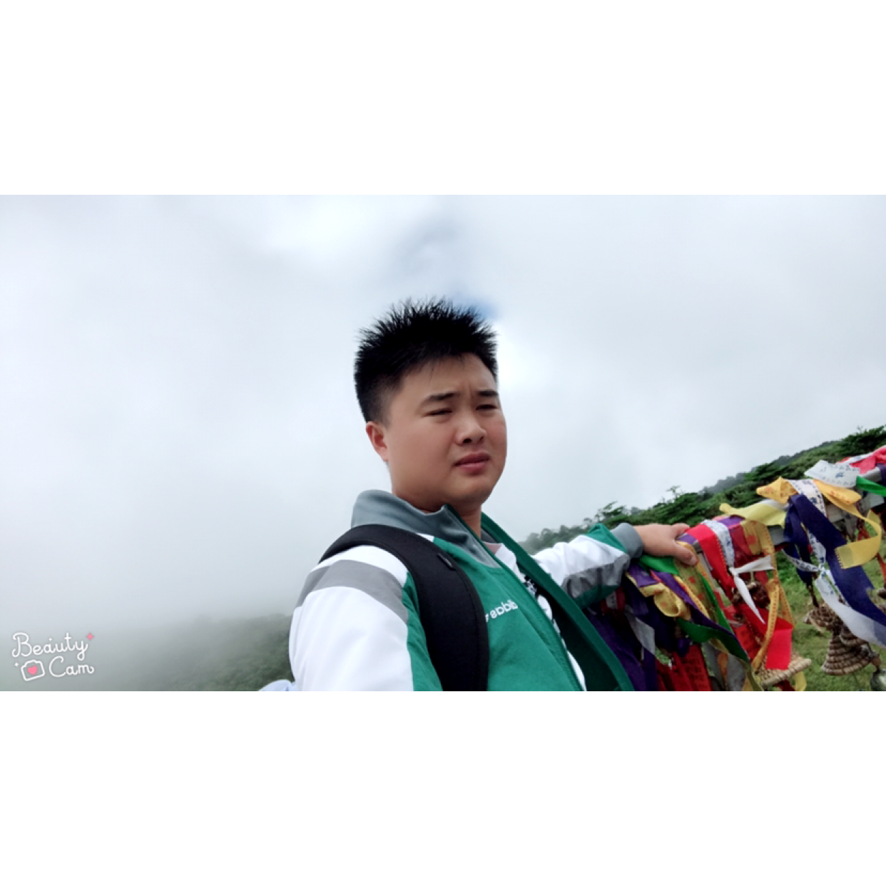 自行车停止伶俐的照片