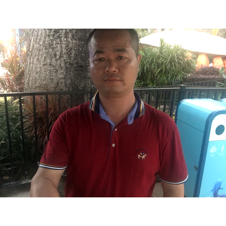 怕黑爱少女的照片