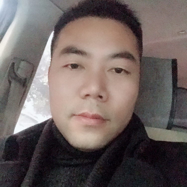 负责倾心盼望的照片