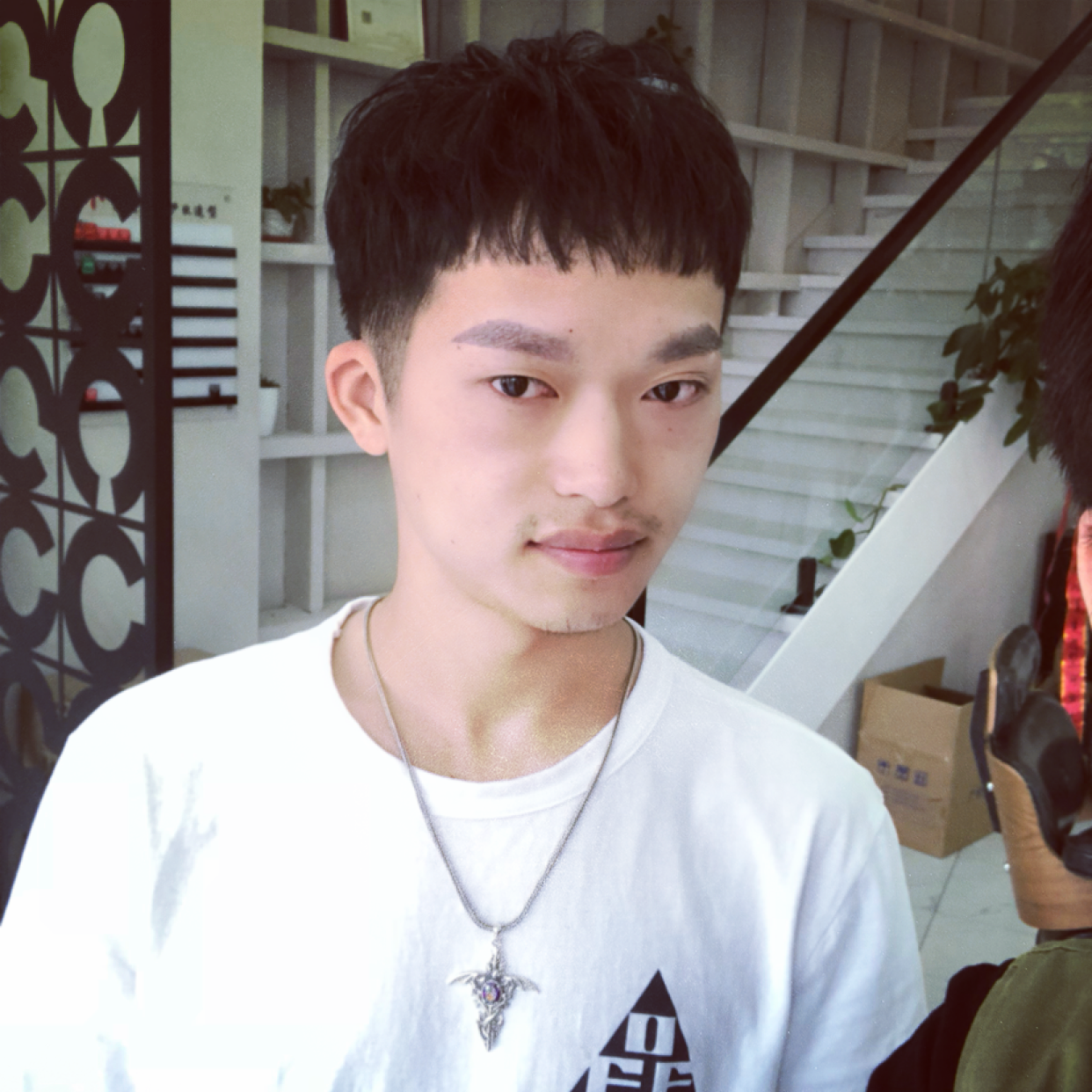 秀丽涛涛的照片