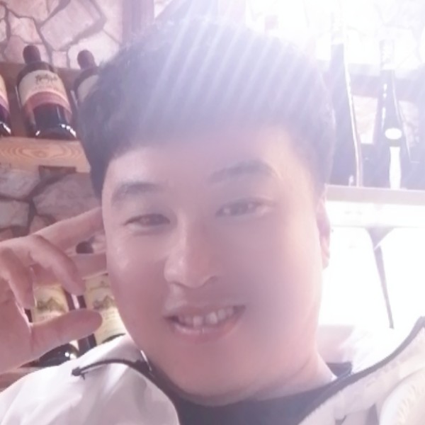 记得微笑..的照片