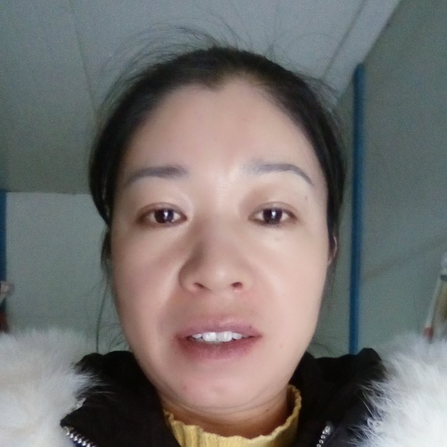 雪花飘飘舞的照片