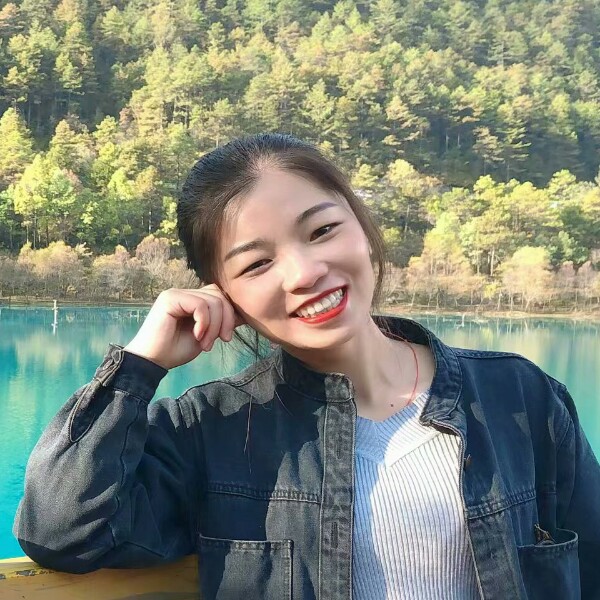 淡定的girl的照片