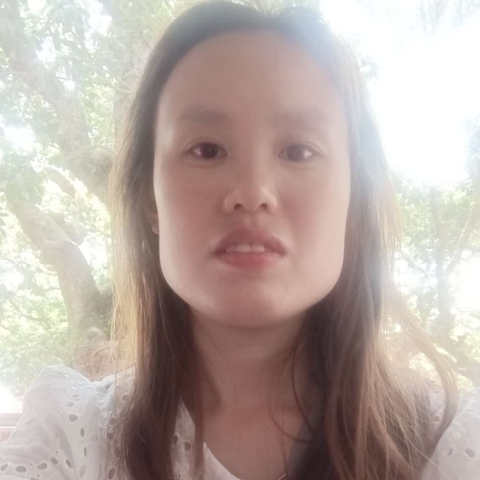 调皮还玫瑰的照片