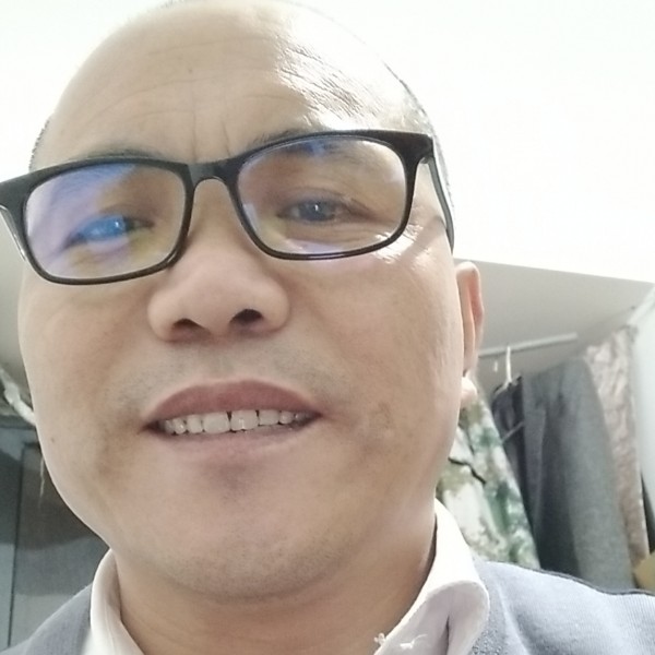 漂亮河马独立包装的照片
