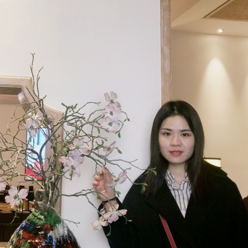 吖吖云的照片