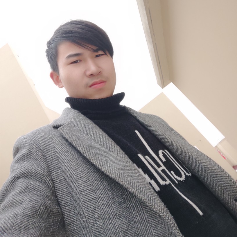 也許夜最適合笑的照片