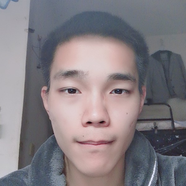 球迷礼貌观球的照片