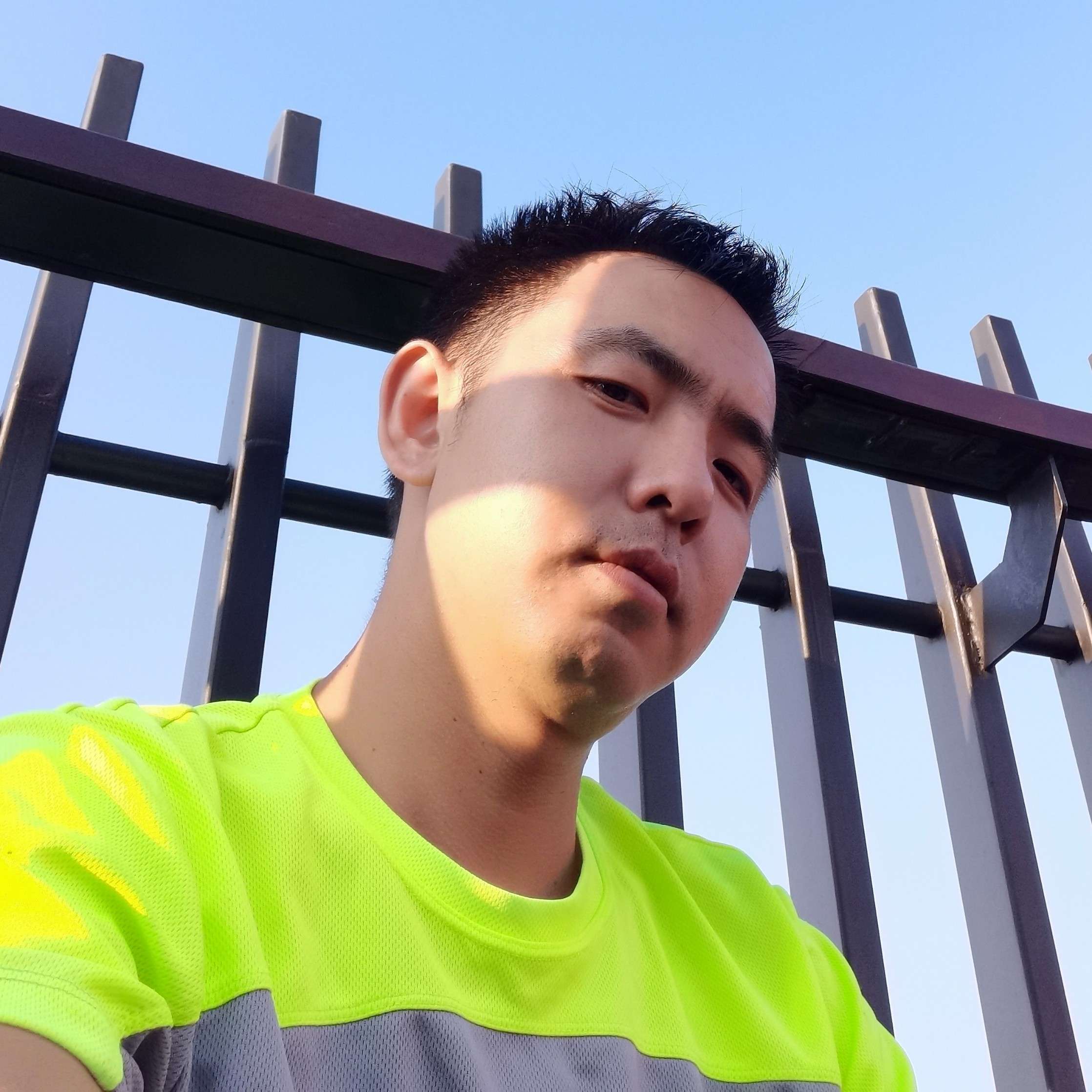 寻欢着的照片