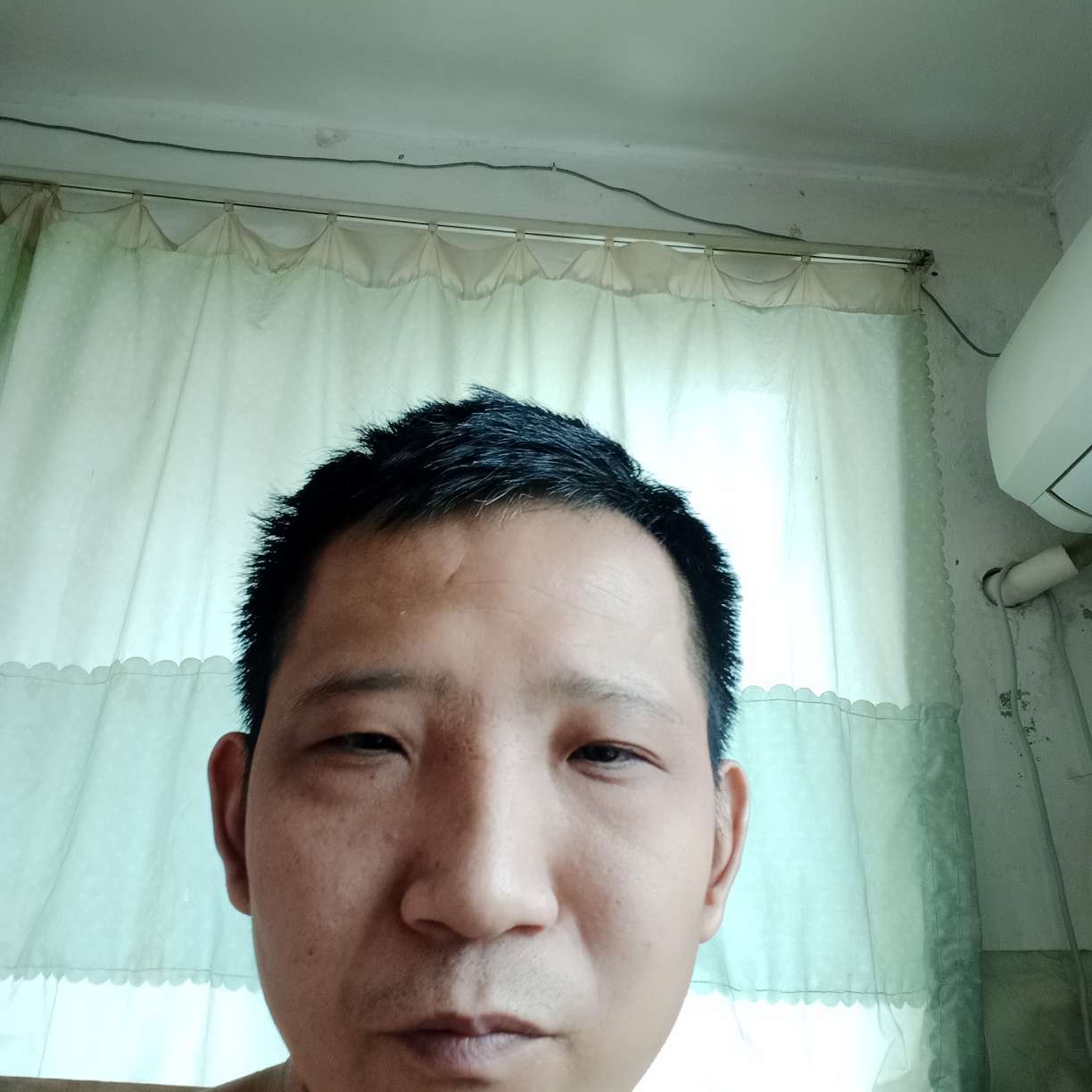 初雨不相亲的照片