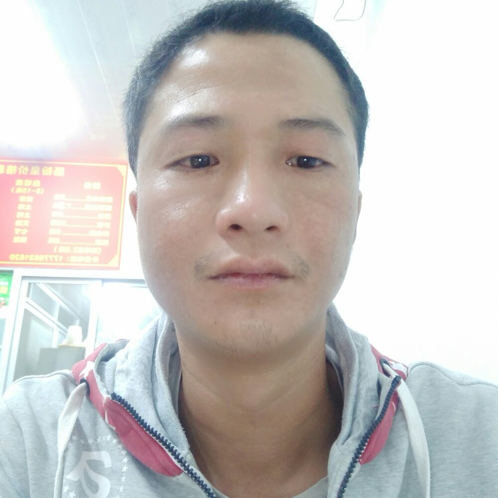 可靠的女人的照片