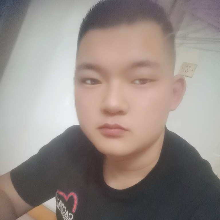 热心蹁跹浅陌的照片