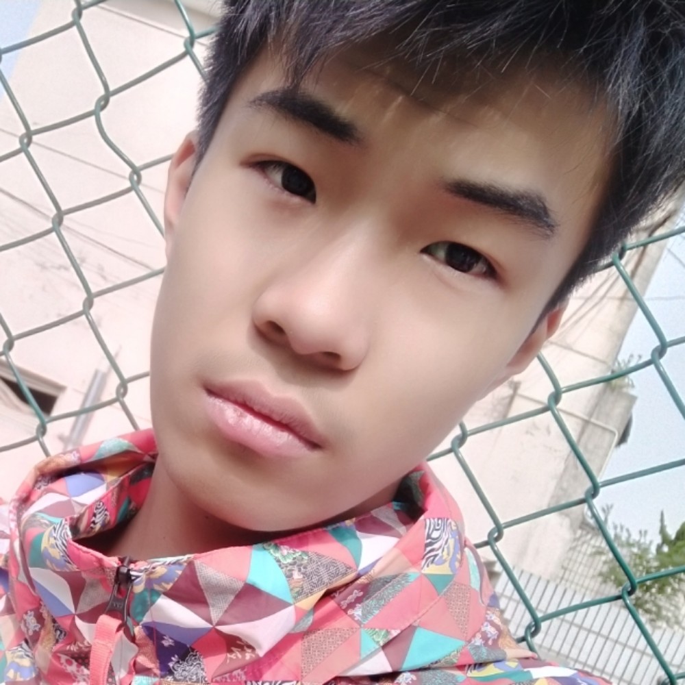 辉含的照片
