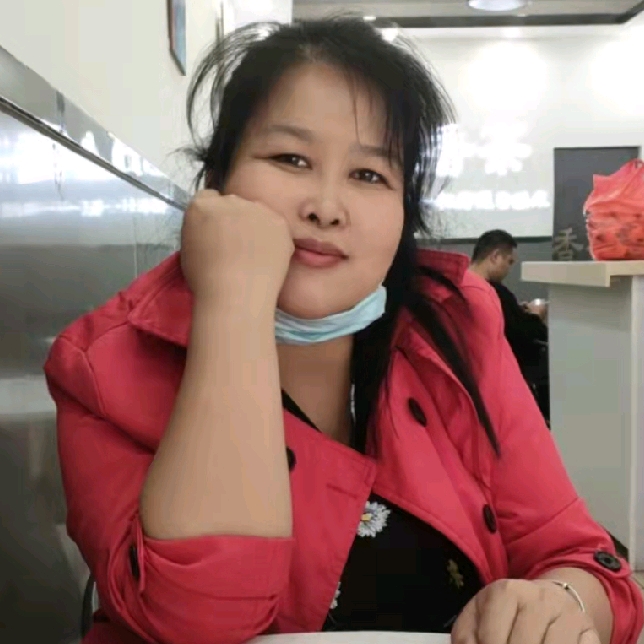 矮小说秀发的照片