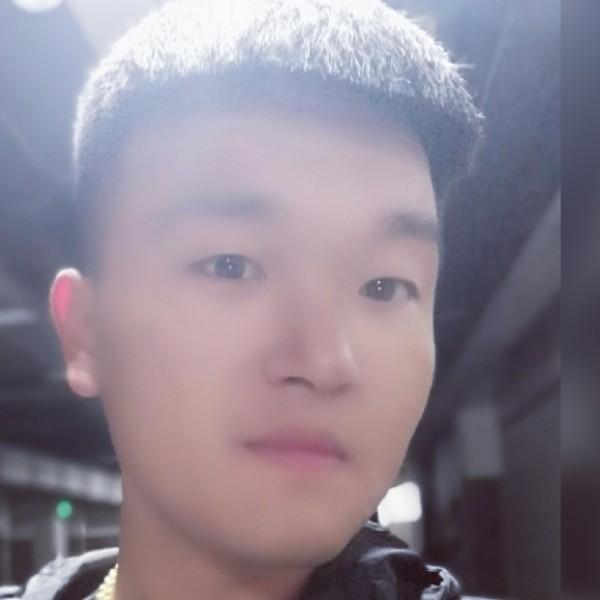 亮亮锅锅的照片