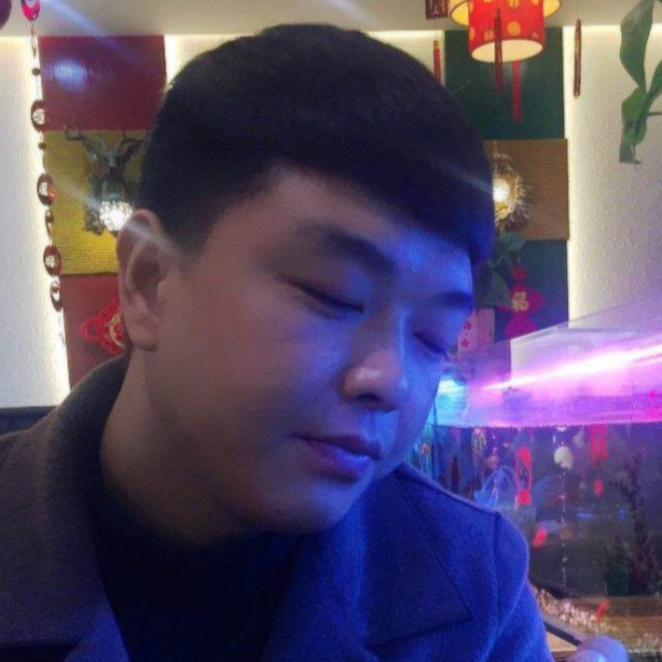 硬币善良的照片