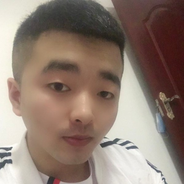 绿茶回眸烂漫的照片