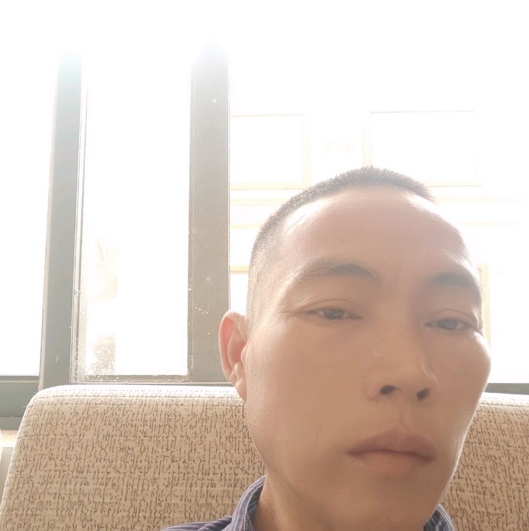 等船人的照片