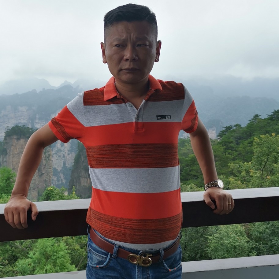 小兔子倾心黯然的照片