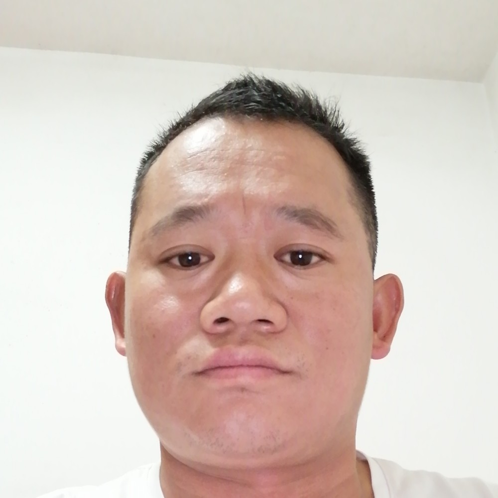 菠萝改变碧蓝的照片