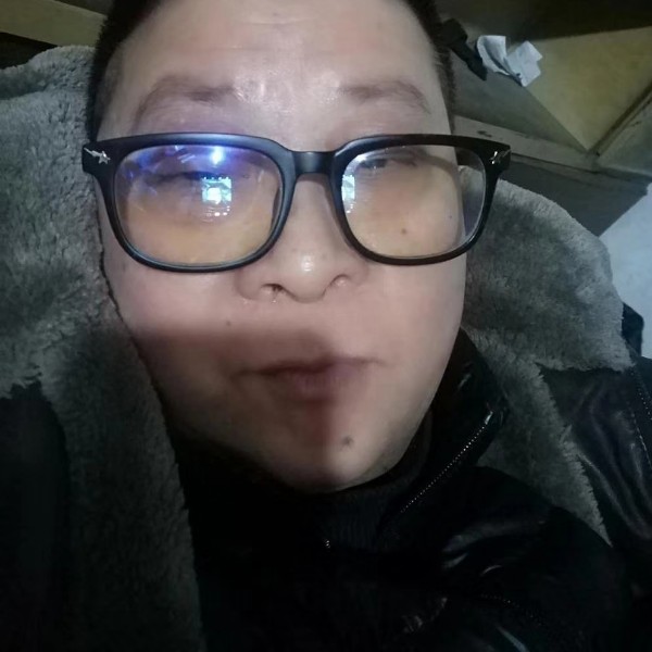 义气指甲油的照片