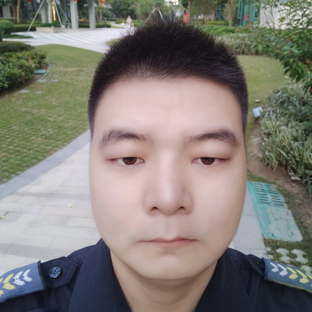 成就愿老师的照片