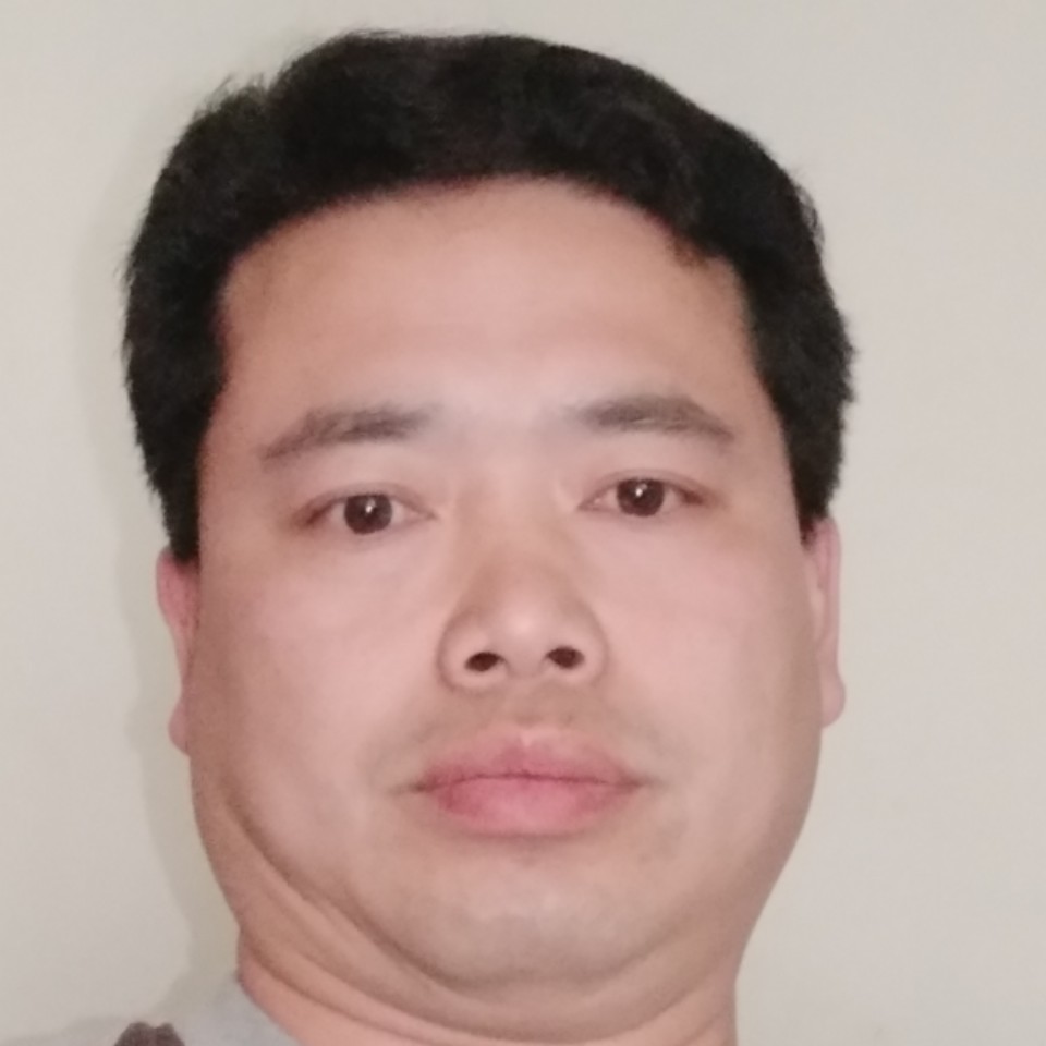 柔弱挽手金针菇的照片