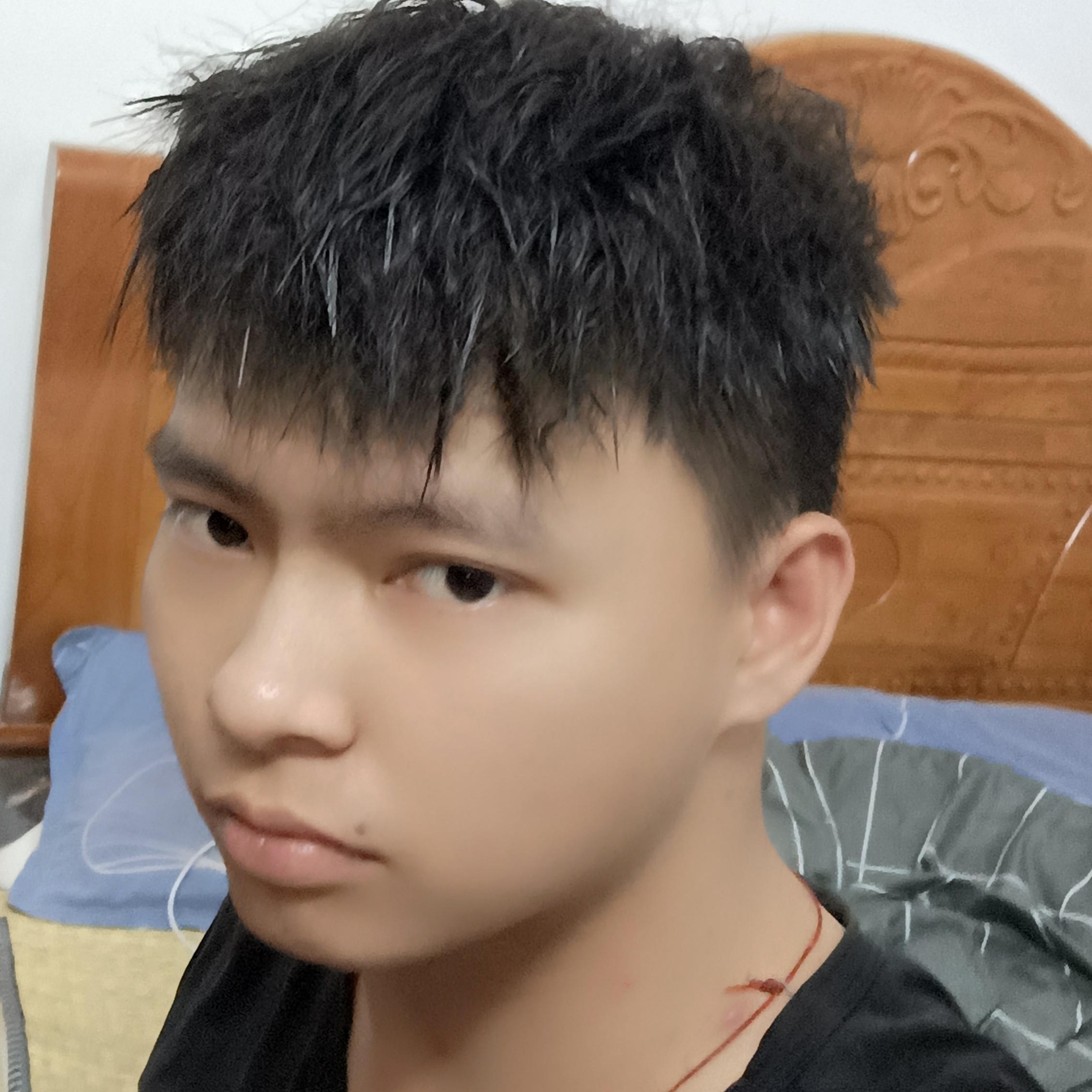 淡然挽手冰棍的照片