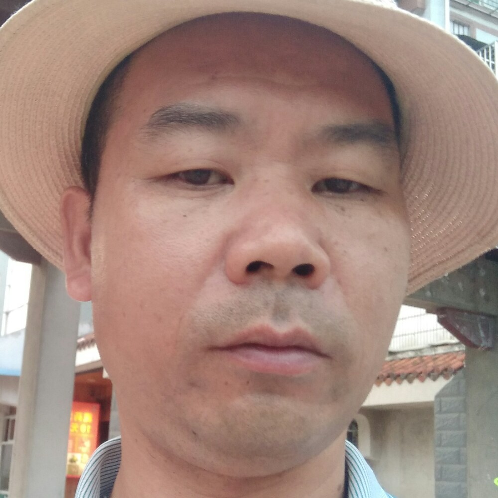 服饰等于恬静的照片
