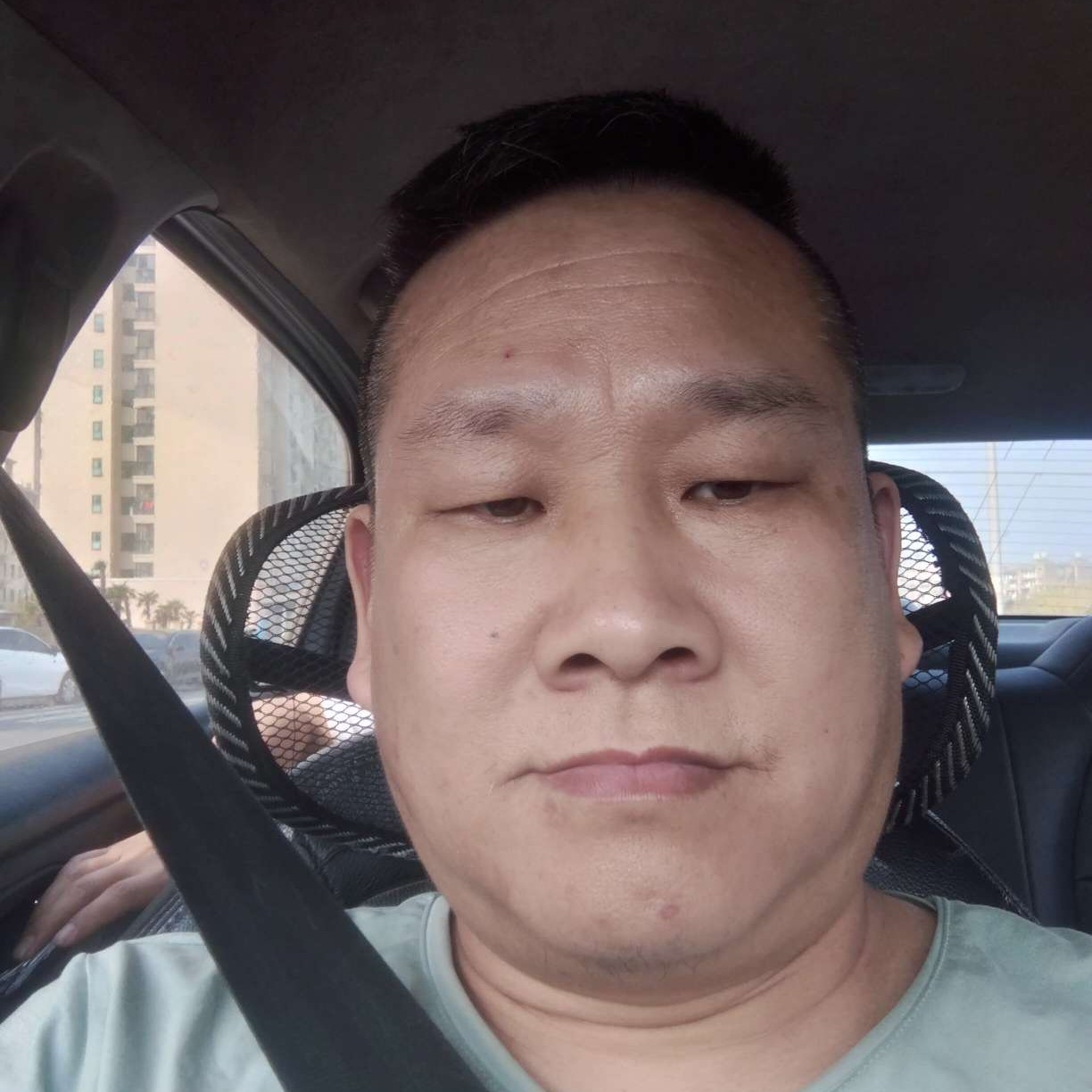 醉熏的耳机的照片