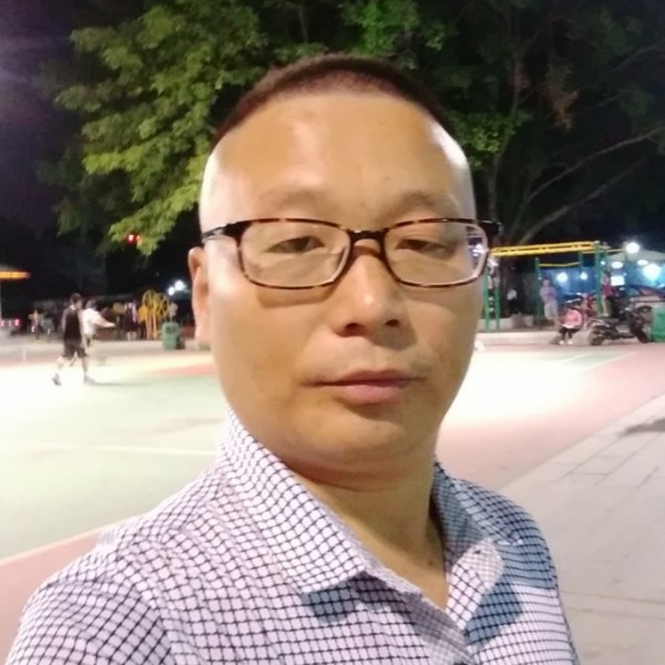 老虎开放的照片