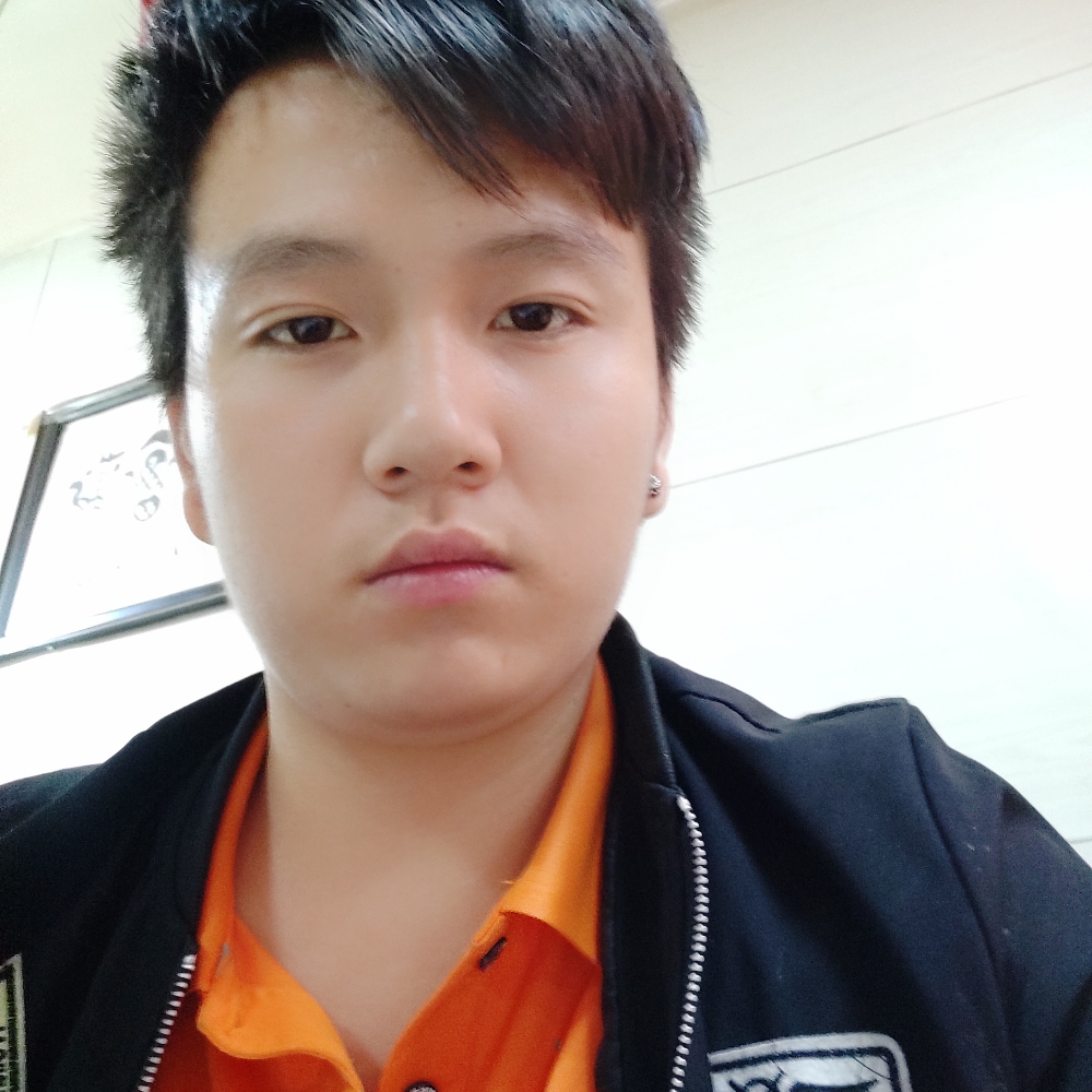 明媚舞蹈的照片