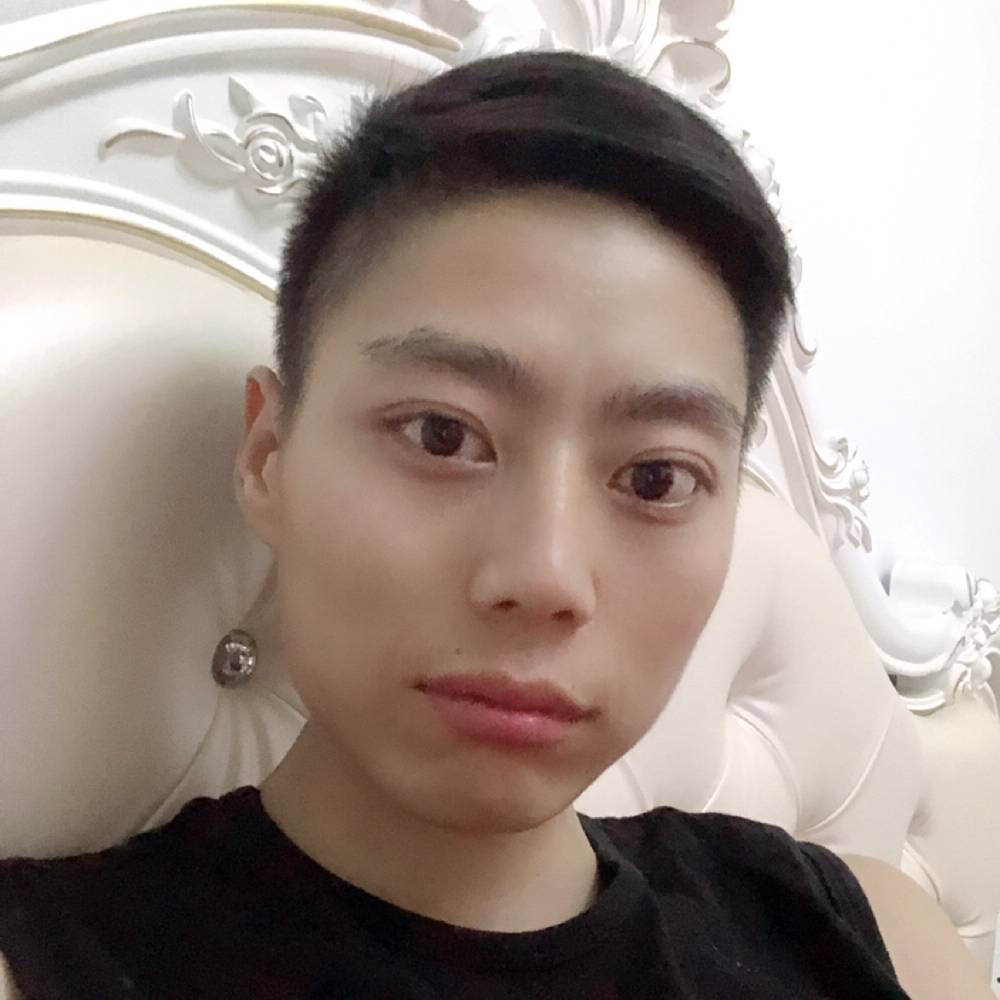 小龙哥哥i的照片